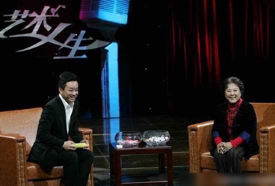 在娱乐节目吃瓜,揭秘明星幕后故事